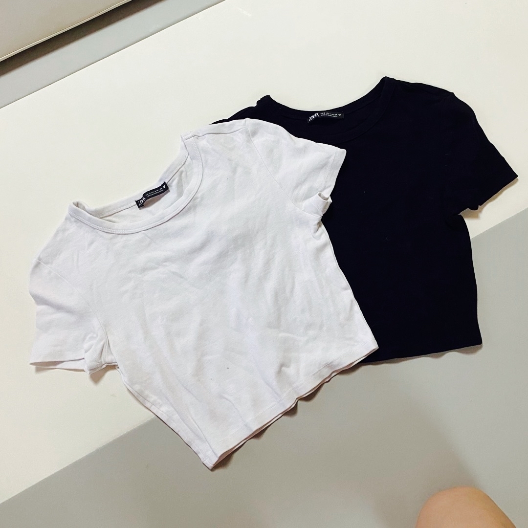 ZARA(ザラ)のZARA クロップドTシャツ レディースのトップス(Tシャツ(半袖/袖なし))の商品写真
