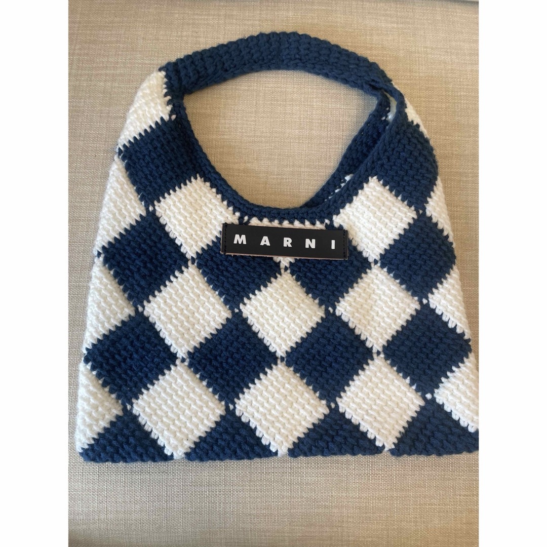 Marni(マルニ)のMARNI MARKET  スモールニットバッグ レディースのバッグ(ハンドバッグ)の商品写真