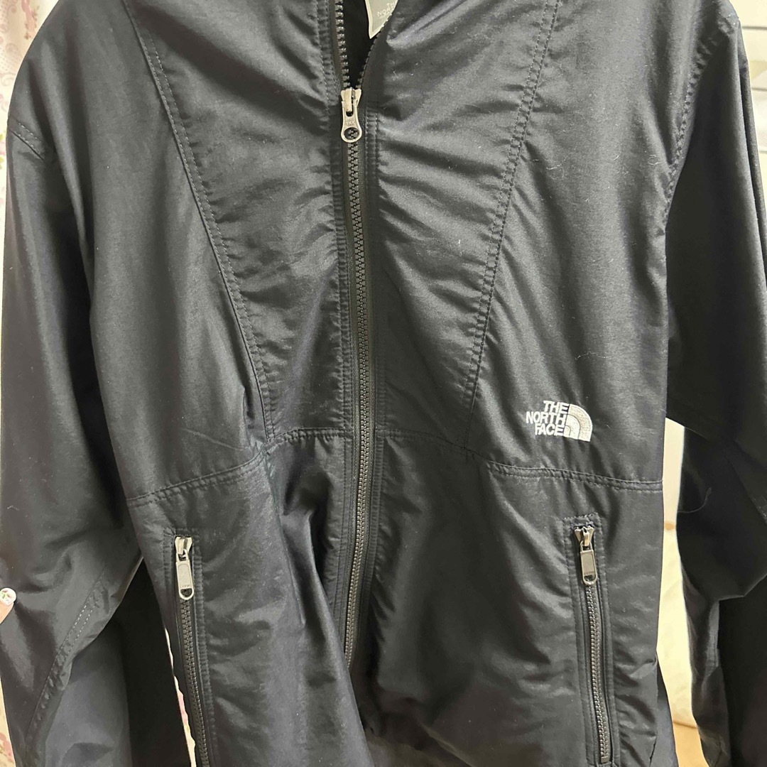 THE NORTH FACE(ザノースフェイス)のノースフェイス　M レディース　ベンチャー　ジャケット　ブラック レディースのジャケット/アウター(ナイロンジャケット)の商品写真