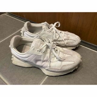 ニューバランス(New Balance)のニューバランス327(スニーカー)