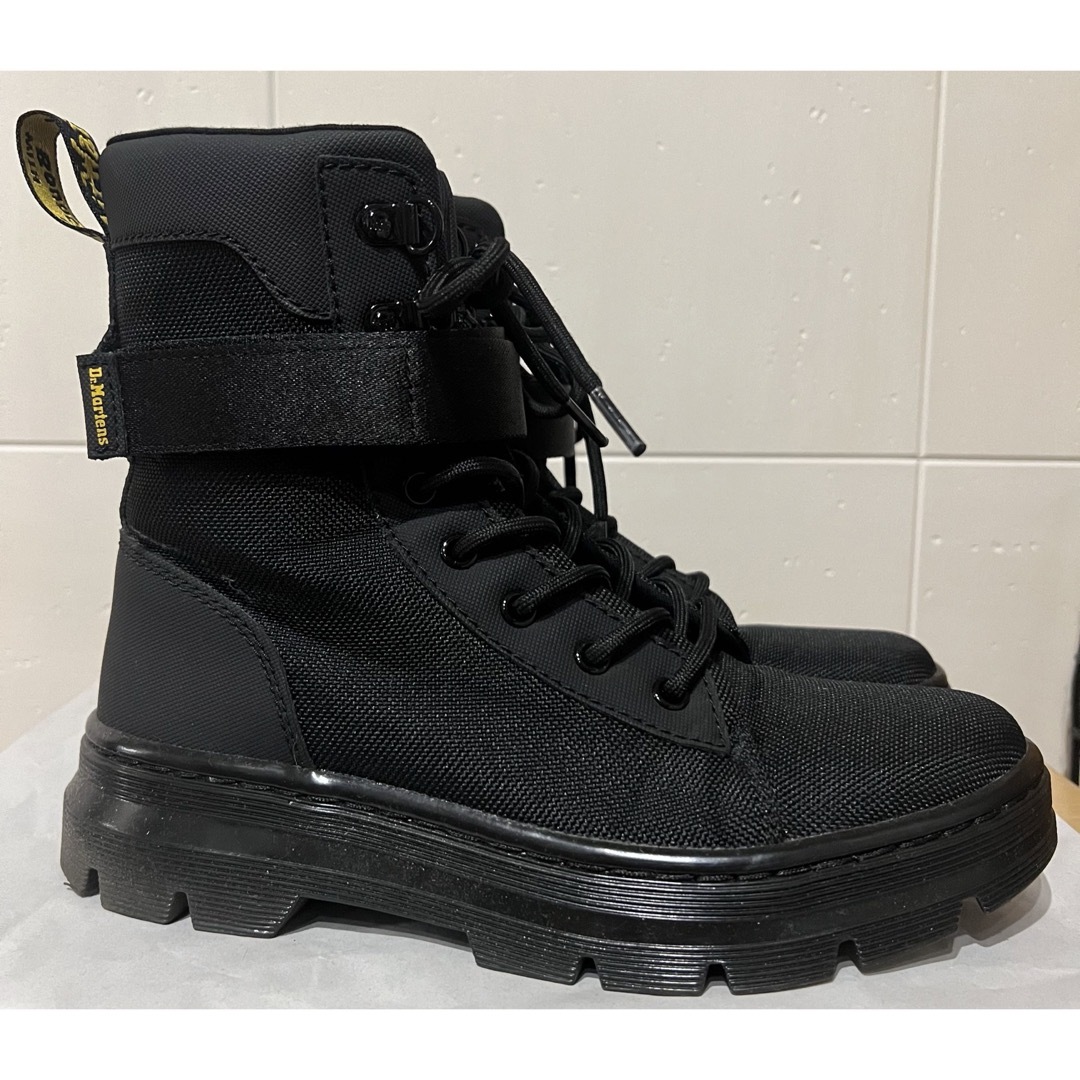 Dr.Martens(ドクターマーチン)のDr.Martens COMBS W TECH 8EYE BOOT  8ホール レディースの靴/シューズ(ブーツ)の商品写真