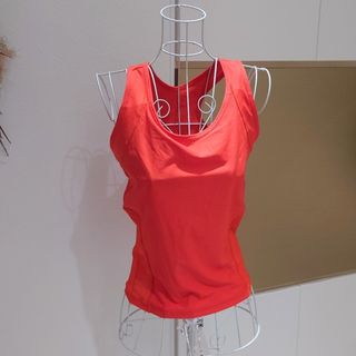 ユニクロ(UNIQLO)の[美品]UNIQLO ユニクロ BODY TECH ボディテック スポーツウェア(ヨガ)