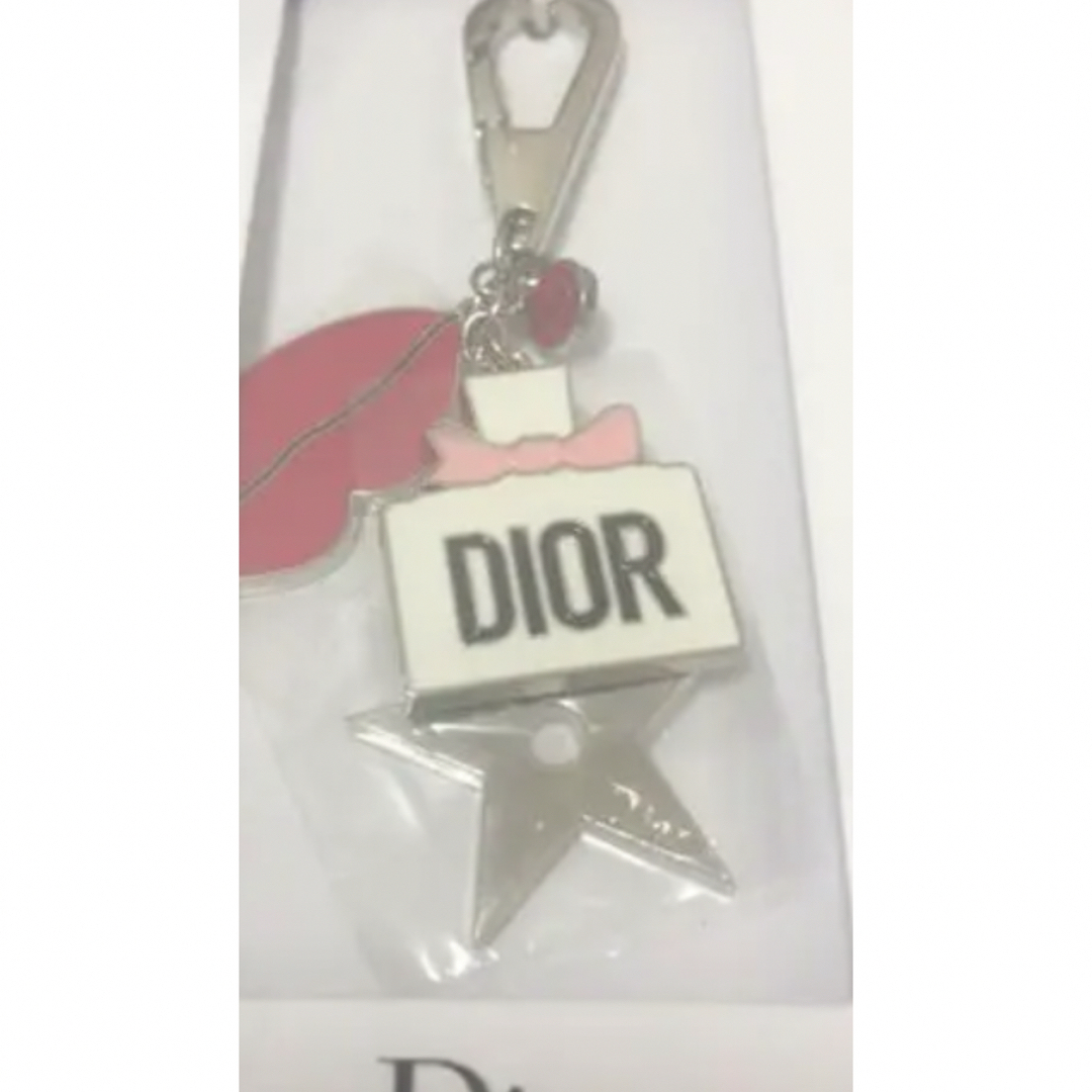 Dior(ディオール)の新品　2点　Dior クリスチャンディオール　フェラガモインカントキーチェーン エンタメ/ホビーのコレクション(ノベルティグッズ)の商品写真