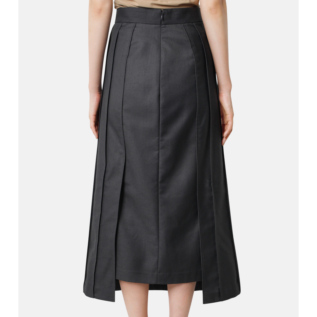 LE CIEL BLEU(ルシェルブルー)のLE CIEL BLEU Pintuck Design Skirt レディースのスカート(ロングスカート)の商品写真
