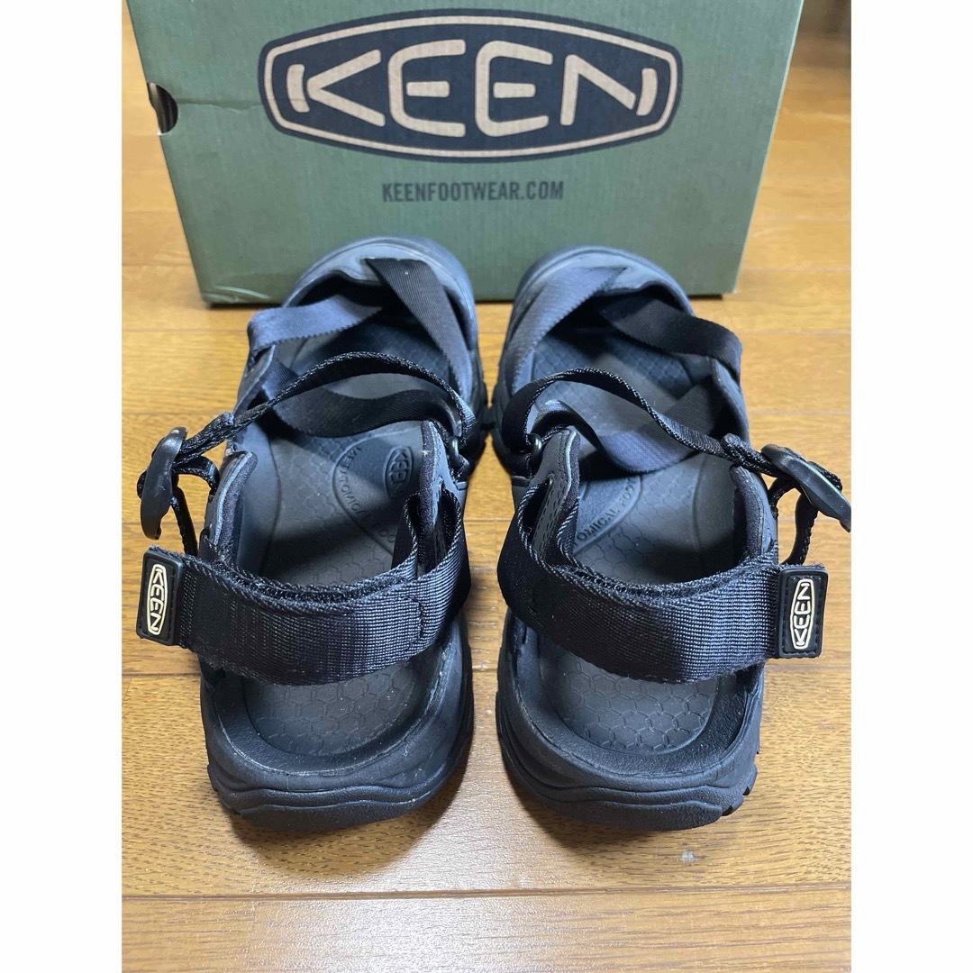 KEEN(キーン)の29cm keen zerraport 2 ゼラポート 1022418 ブラック メンズの靴/シューズ(サンダル)の商品写真