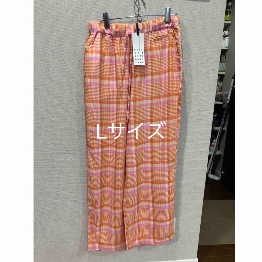新品タグ付　KEITA MARUYAMA 総柄イージーパンツ　Lサイズ　オレンジ レディースのパンツ(その他)の商品写真