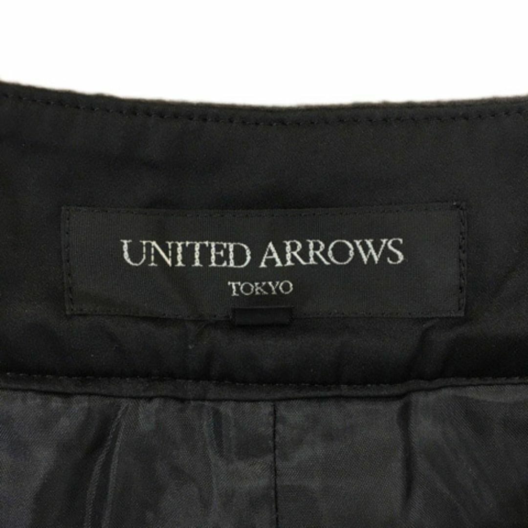 UNITED ARROWS(ユナイテッドアローズ)の UNITED ARROWS パンツ ショート タック 無地 ウール 36 黒 レディースのパンツ(ショートパンツ)の商品写真