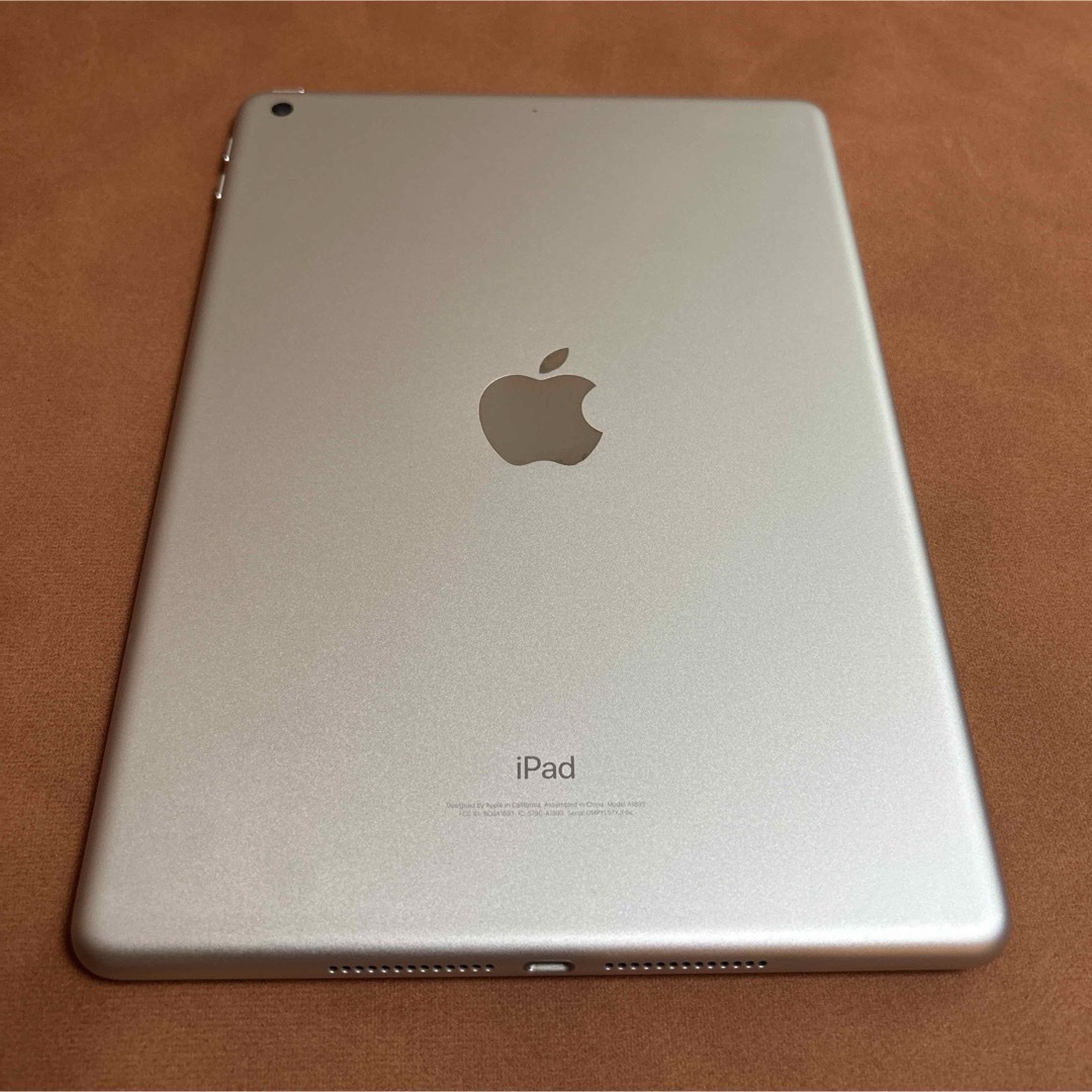 iPad(アイパッド)の7519 電池新品 iPad6 第6世代 32GB WIFIモデル スマホ/家電/カメラのPC/タブレット(タブレット)の商品写真