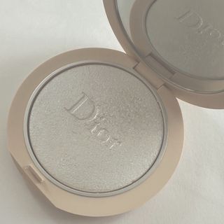 クリスチャンディオール(Christian Dior)のィオール　スキンフォーエヴァークチュールルミナイザー03(フェイスカラー)