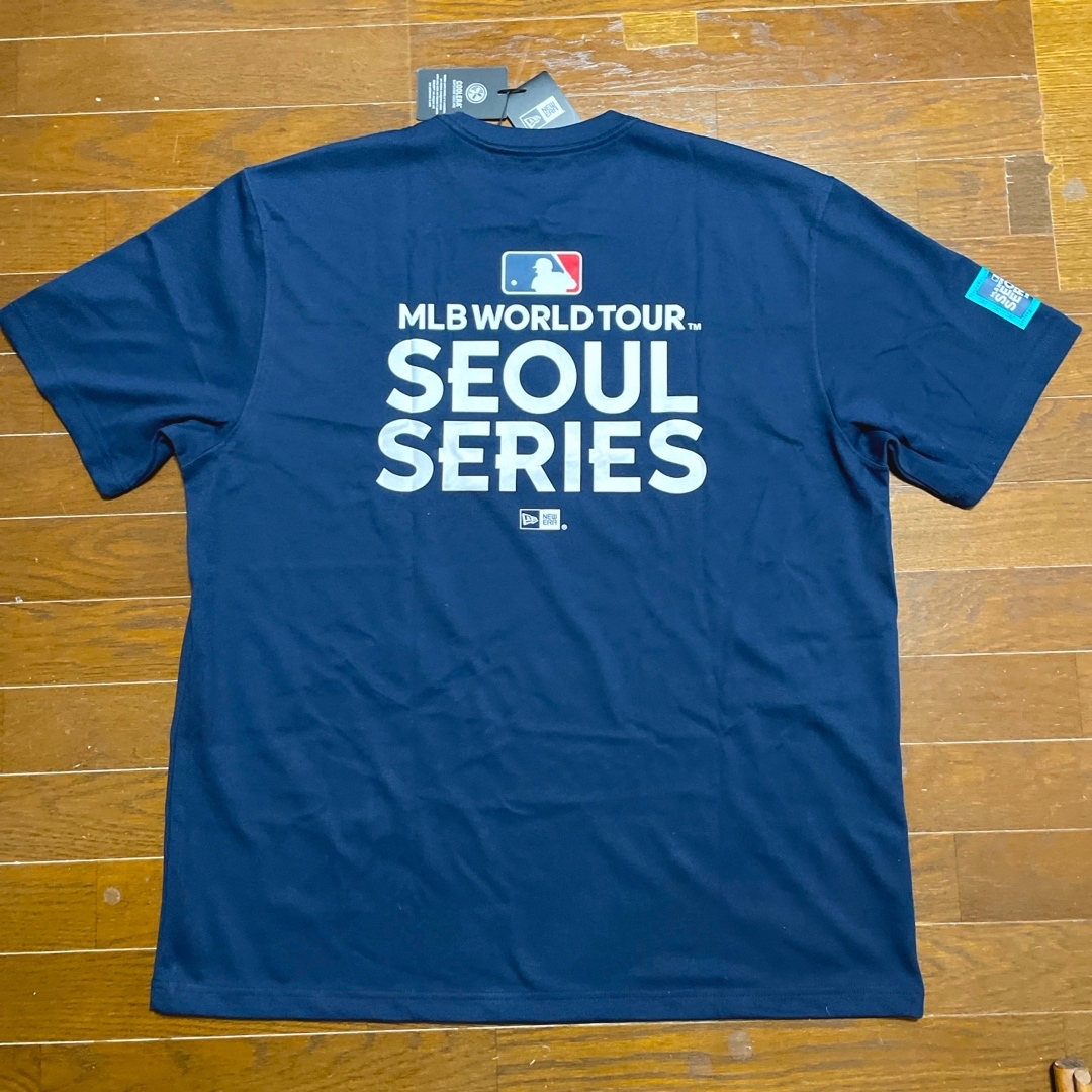 NEW ERA(ニューエラー)のMLBワールドツアーシリーズ NEW ERA &MLB 韓国限定記念Tシャツ メンズのトップス(Tシャツ/カットソー(半袖/袖なし))の商品写真