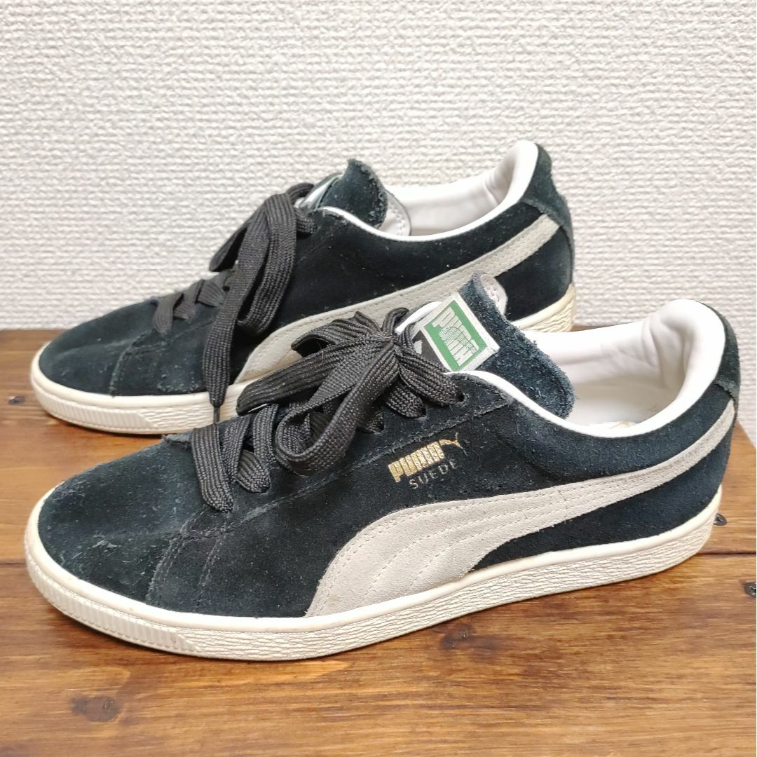 PUMA SUEDE BLACK　黒　24.0cm メンズの靴/シューズ(スニーカー)の商品写真