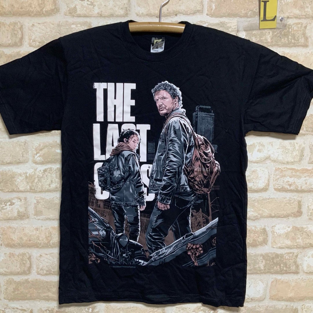 ザ ラストオブアス　Tシャツ　Lサイズ　The Last of Us メンズのトップス(Tシャツ/カットソー(半袖/袖なし))の商品写真