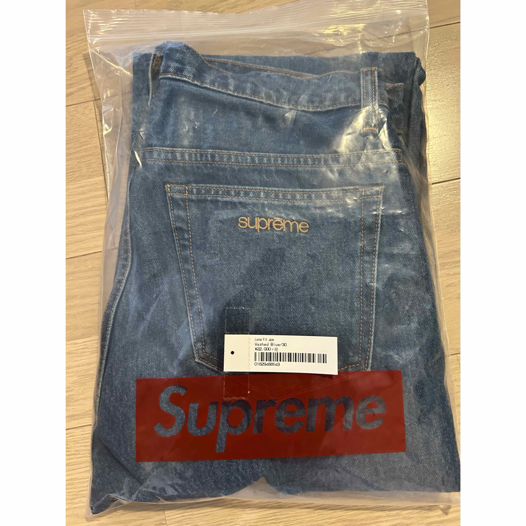 Supreme(シュプリーム)の30 Supreme Loose Fit Jean Washed Blue メンズのパンツ(デニム/ジーンズ)の商品写真