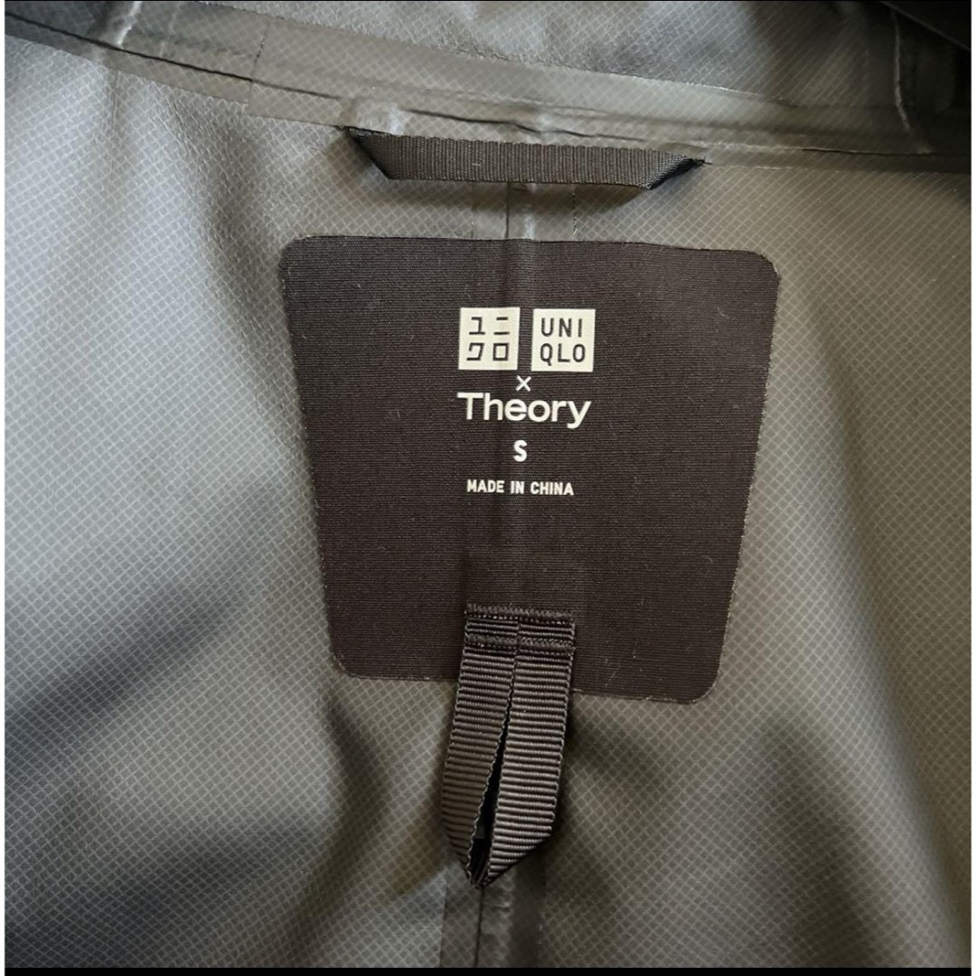 UNIQLO(ユニクロ)のUNIQLO セオリーブロックテックコートS size レディースのジャケット/アウター(その他)の商品写真
