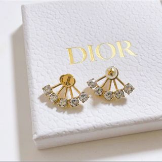 クリスチャンディオール(Christian Dior)のクリスチャンディオール　ピアス(ピアス)