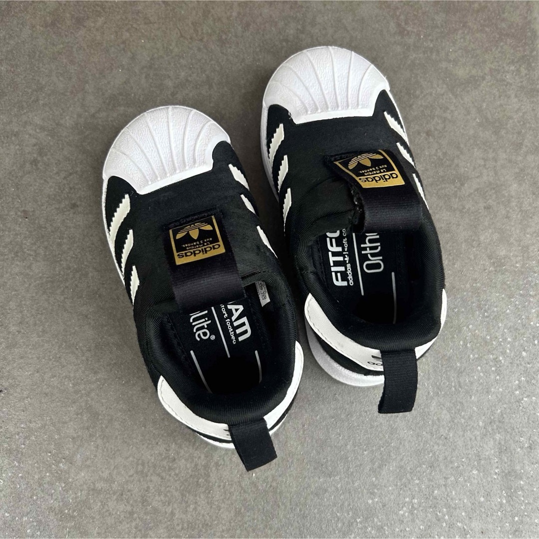 adidas(アディダス)のadidas 13cm スニーカー 靴 スリッポン キッズ/ベビー/マタニティのベビー靴/シューズ(~14cm)(スニーカー)の商品写真
