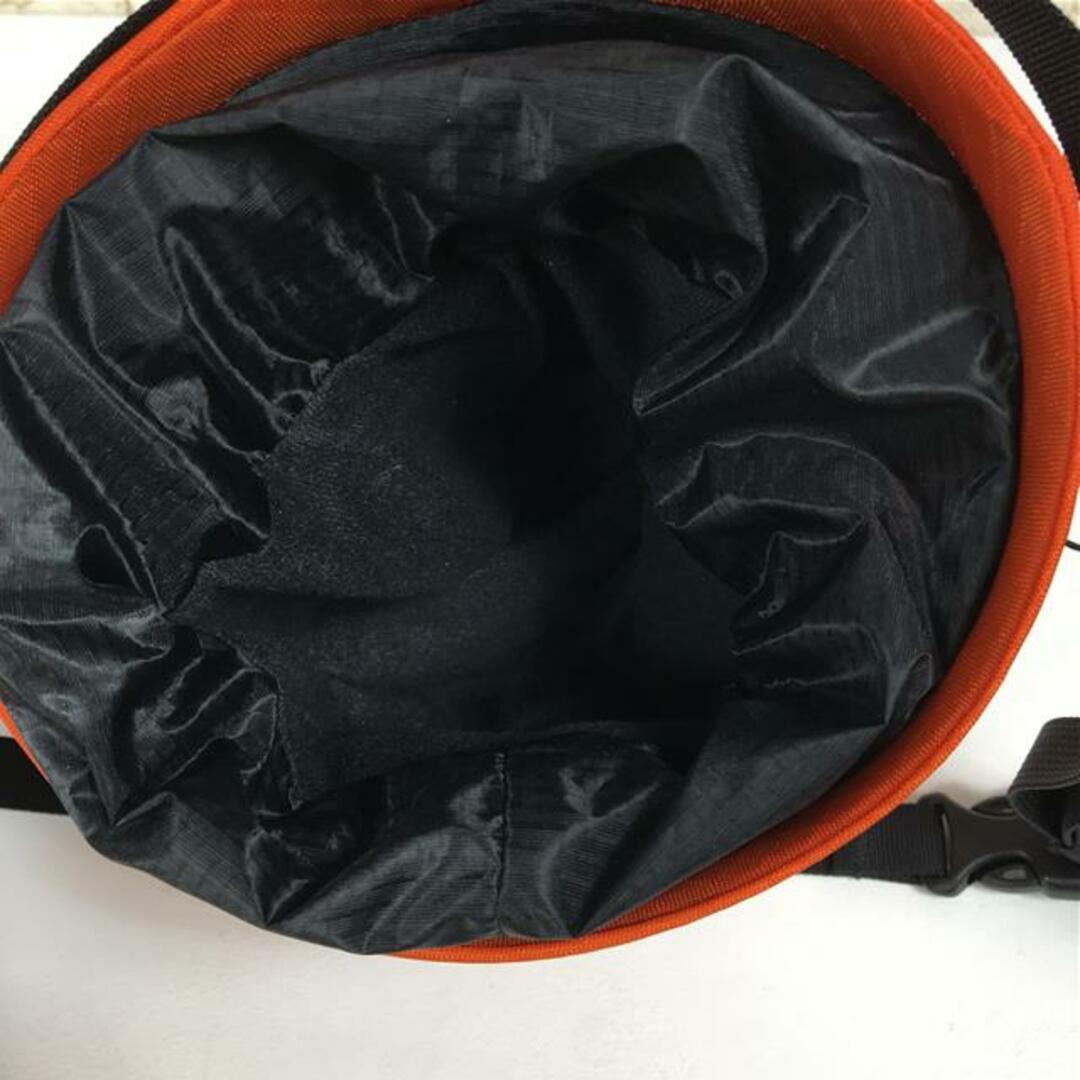 ARC'TERYX(アークテリクス)のアークテリクス アイオン チョークバッグ ラージ Ion Chalk Bag Large ARCTERYX 30239/L08023000 30301 Phenom オレンジ系 メンズのメンズ その他(その他)の商品写真