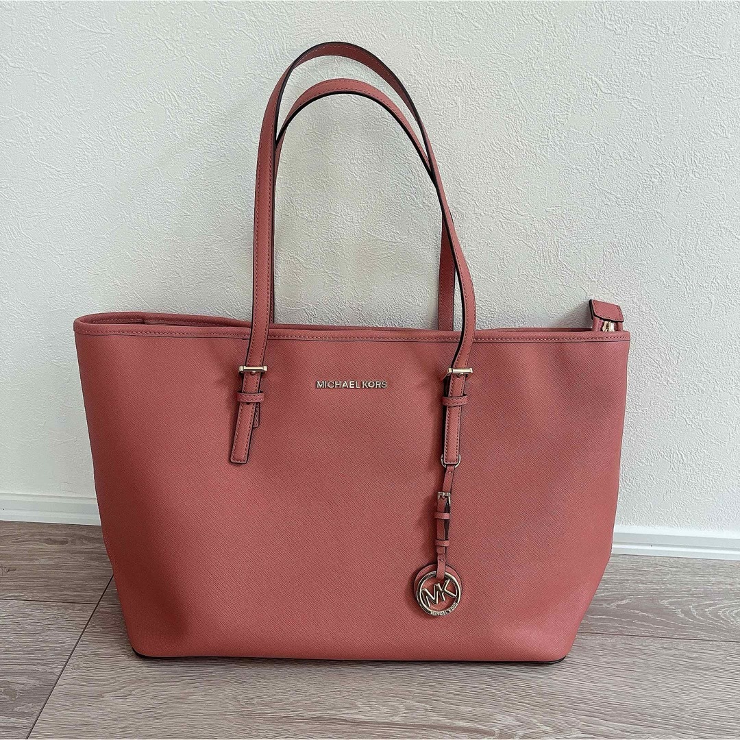 Michael Kors(マイケルコース)の【新品未使用品!!即購入OK!!】マイケルコース バッグ レディースのバッグ(トートバッグ)の商品写真