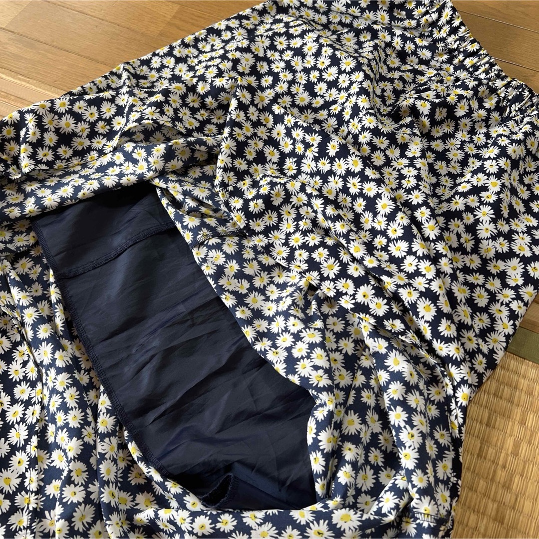 GU(ジーユー)のGU 花柄　ロングスカート レディースのスカート(ロングスカート)の商品写真