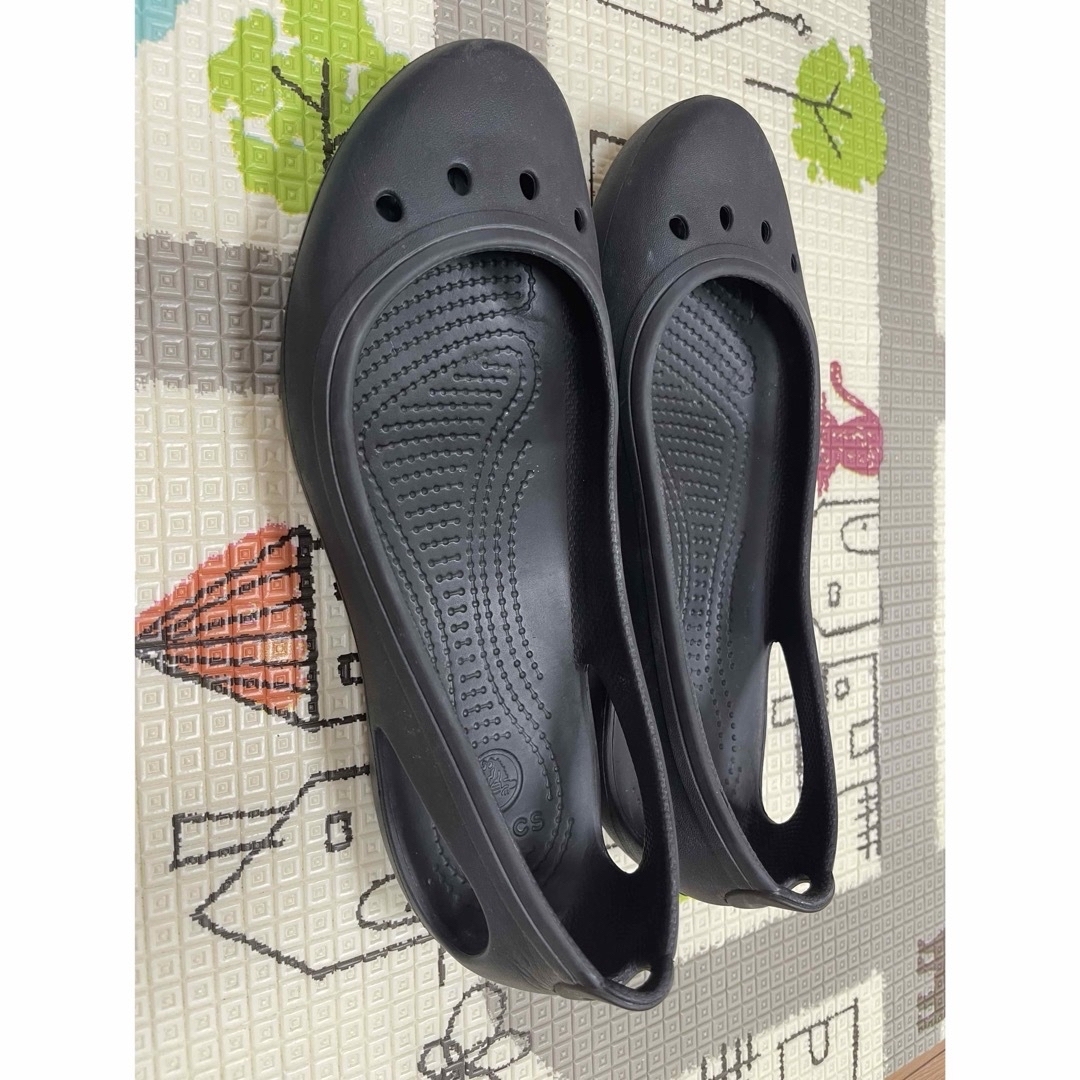 crocs(クロックス)のクロックス crocs フラットシューズ カディ レディースの靴/シューズ(ハイヒール/パンプス)の商品写真