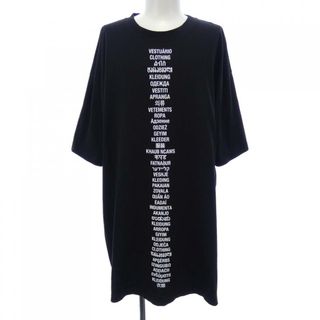 ヴェトモン VETEMENTS Tシャツ