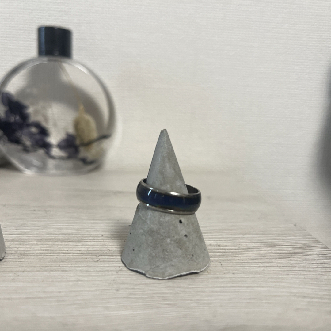 【ハンドメイド】リングスタンド レディースのアクセサリー(リング(指輪))の商品写真