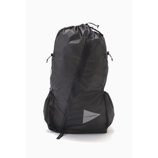 and wander sil daypack チャコール