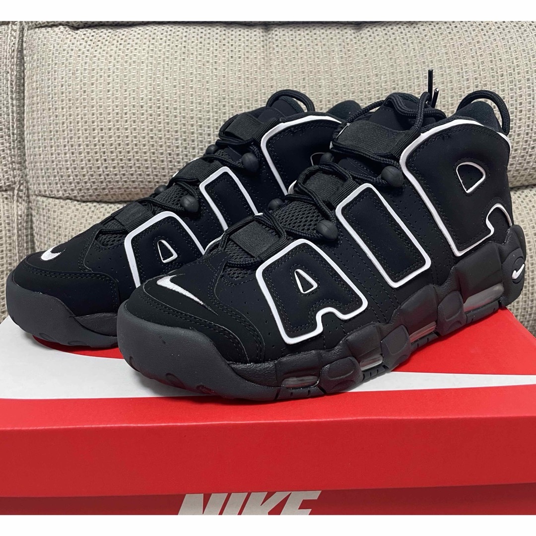 NIKE(ナイキ)の新品未使用NIKE AIR MORE UPTEMPO メンズの靴/シューズ(スニーカー)の商品写真