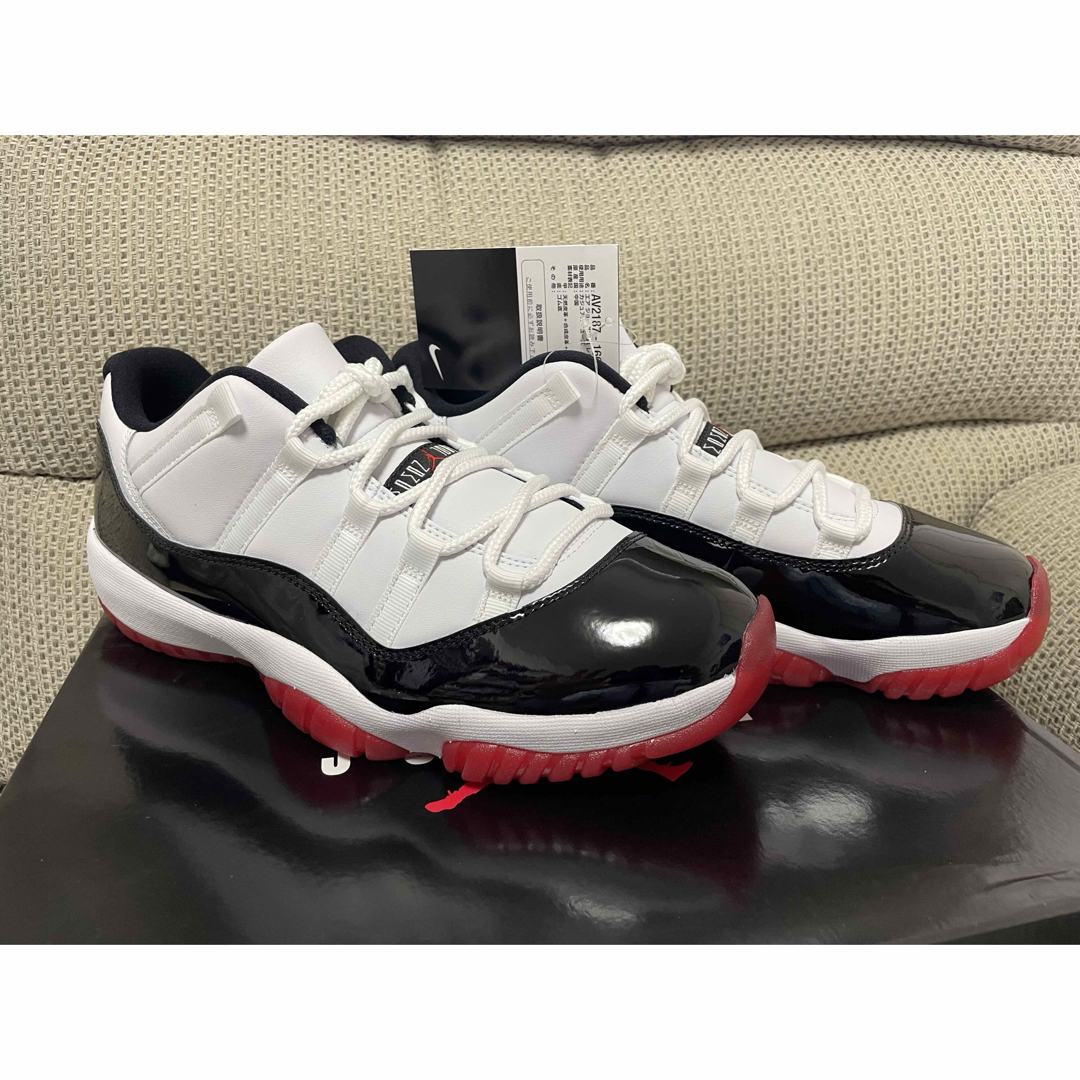 NIKE(ナイキ)の新品未使用NIKE AIR JORDAN 11 RETRO LOW メンズの靴/シューズ(スニーカー)の商品写真