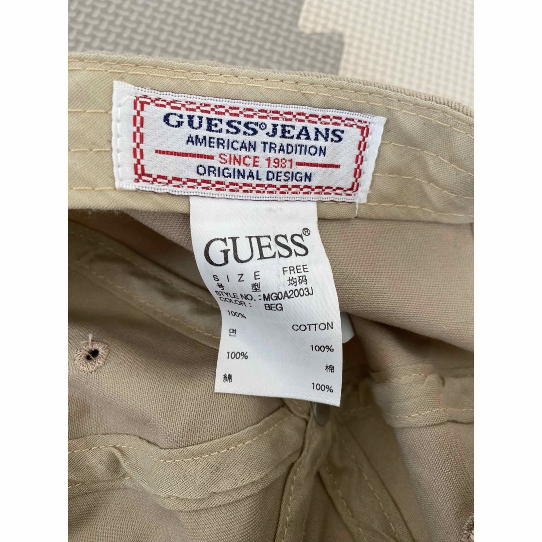 GUESS(ゲス)のGUESSキャップ レディースの帽子(キャップ)の商品写真