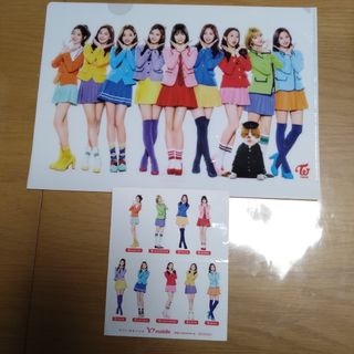 トゥワイス(TWICE)のtwice クリアファイル　ステッカー　ヤフーモバイル(アイドルグッズ)