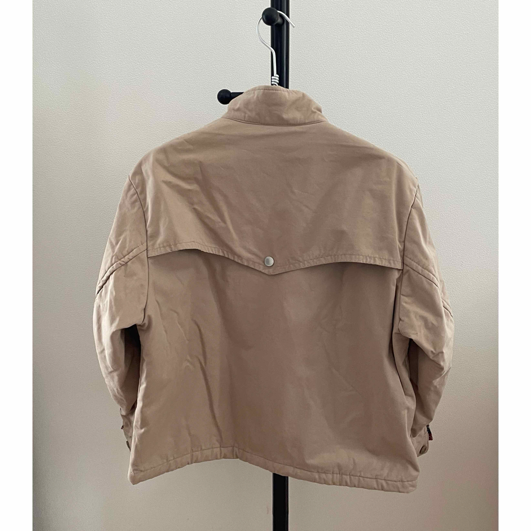 UNDERCOVER(アンダーカバー)のGU×UNDERCOVER　ブルゾン　メンズS　ベージュ メンズのジャケット/アウター(ブルゾン)の商品写真