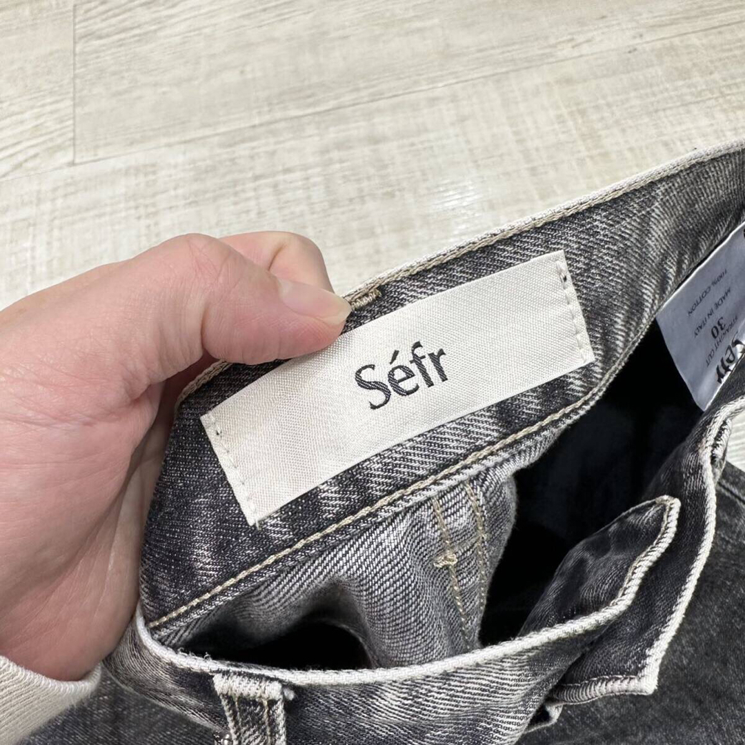 Sefr ストレート カット ジーンズ ユーズド加工 ブラック デニム パンツ メンズのパンツ(デニム/ジーンズ)の商品写真