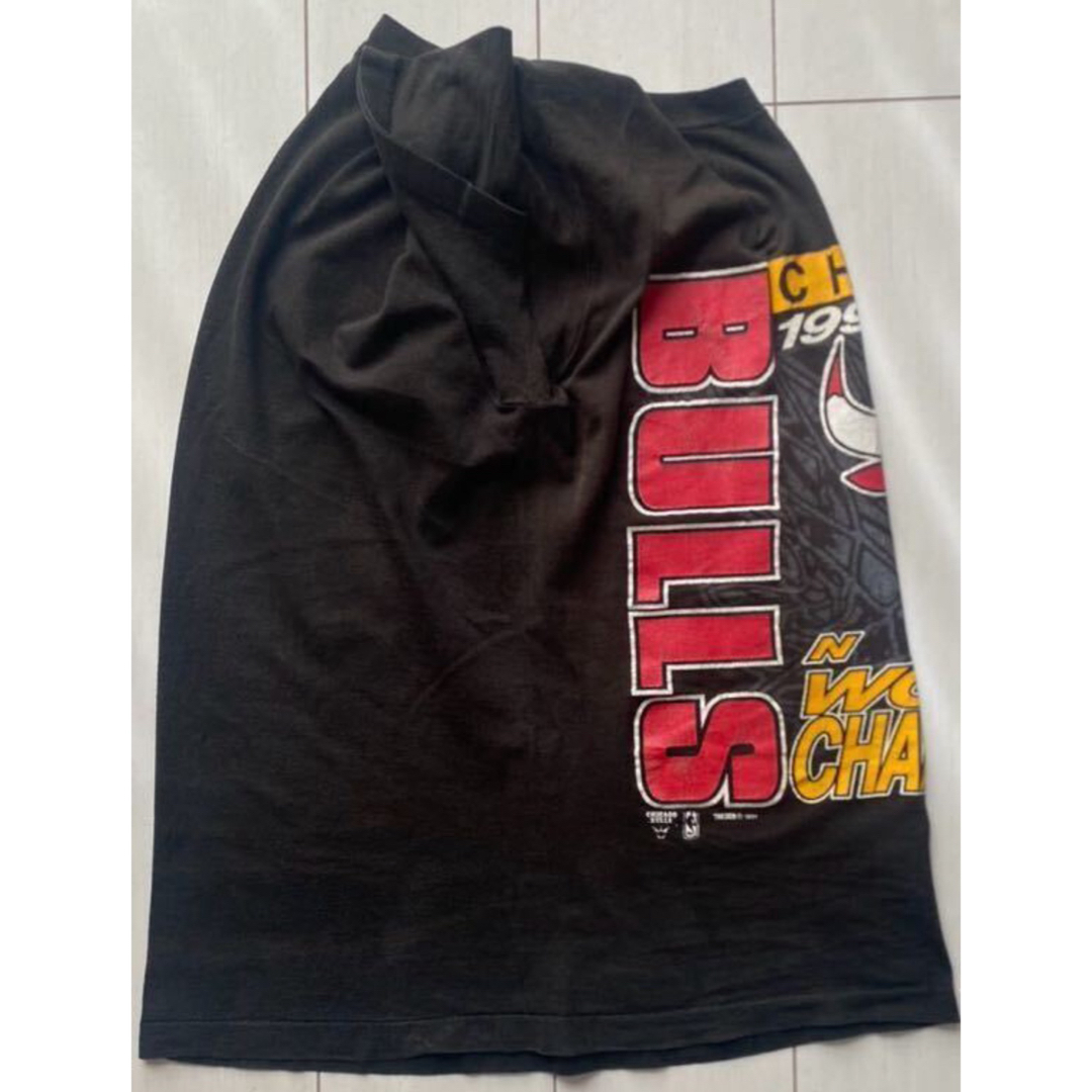 VINTAGE(ヴィンテージ)の90s NBA chicago bulls シカゴ ブルズ ジョーダン Tシャツ メンズのトップス(Tシャツ/カットソー(半袖/袖なし))の商品写真