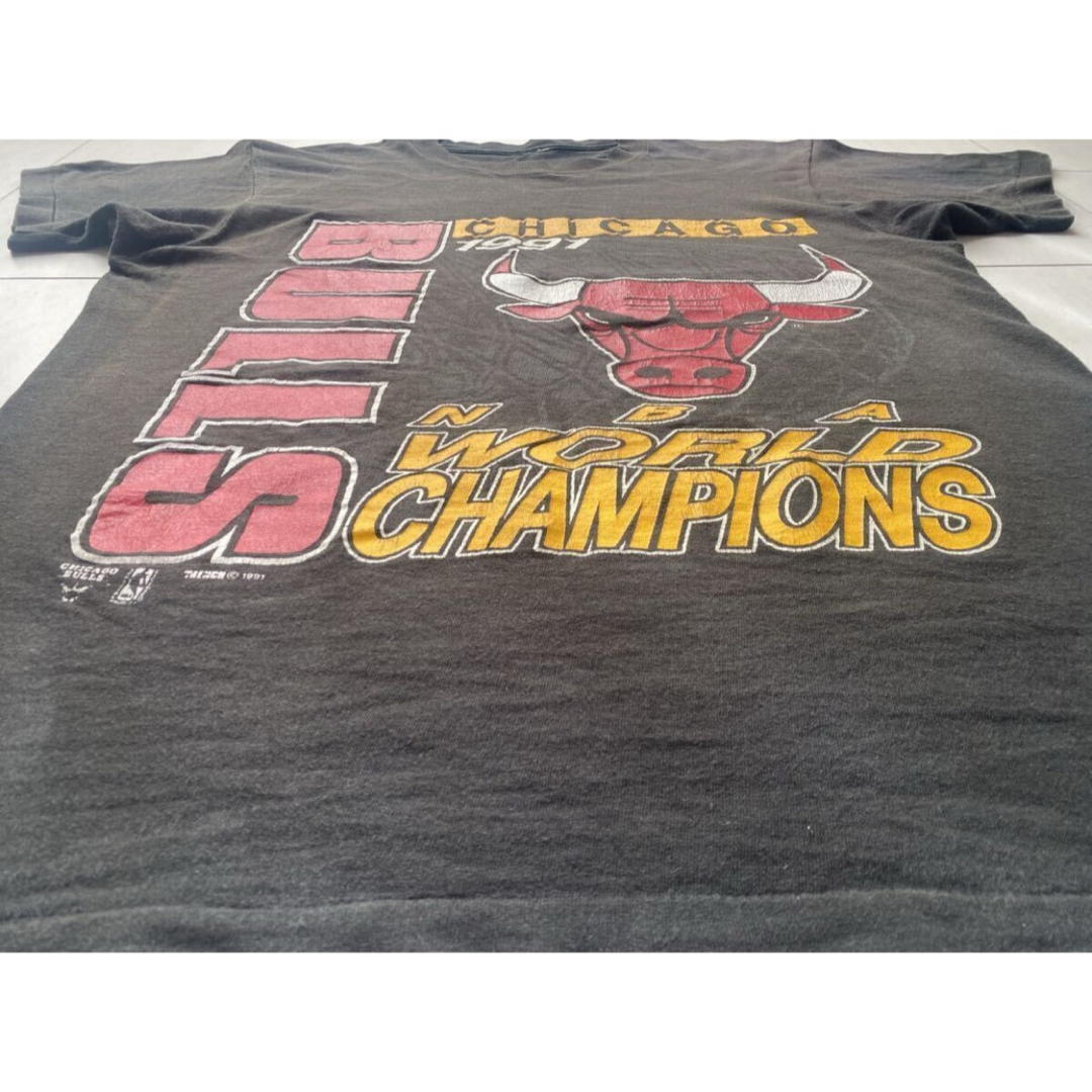 VINTAGE(ヴィンテージ)の90s NBA chicago bulls シカゴ ブルズ ジョーダン Tシャツ メンズのトップス(Tシャツ/カットソー(半袖/袖なし))の商品写真