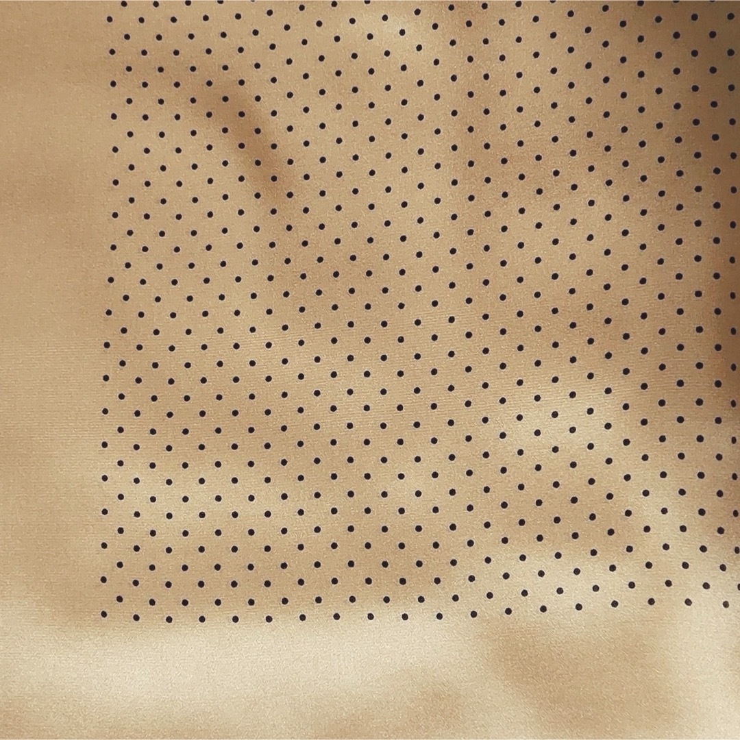 シルク100%スカーフ イエロー バンダナ ヘアアレンジ シンプル ギフトA③ レディースのファッション小物(バンダナ/スカーフ)の商品写真