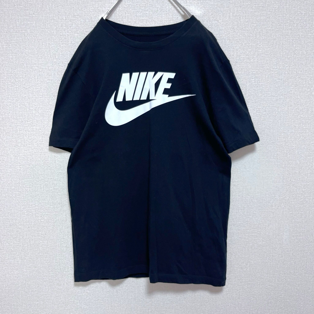 NIKE(ナイキ)のNIKE ナイキ Tシャツ 半袖 ブラック 黒 でかロゴ スウッシュ M メンズのトップス(Tシャツ/カットソー(半袖/袖なし))の商品写真