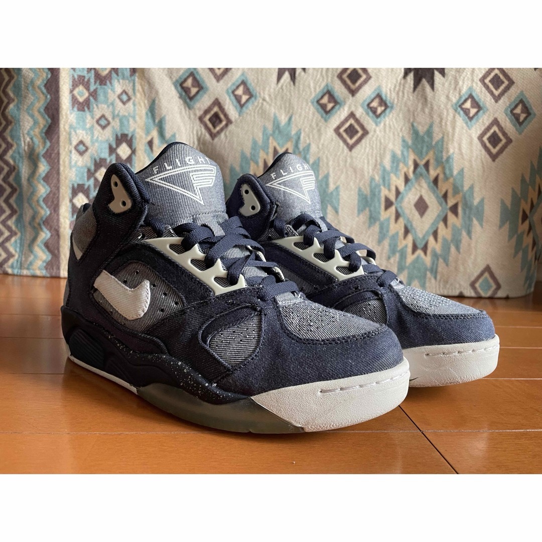 NIKE(ナイキ)の美品⭐️NIKE AIR FLIGHT LITE LOW：２４cm レディースの靴/シューズ(スニーカー)の商品写真