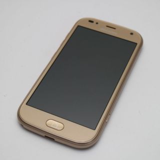 フジツウ(富士通)の新品同様 F-01L らくらくスマートフォン me ゴールド  M555(スマートフォン本体)