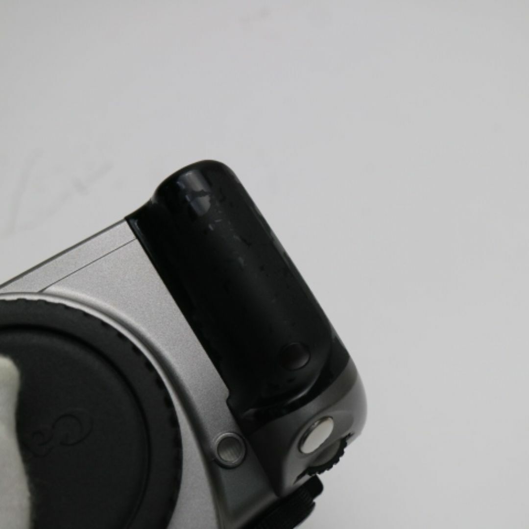 Canon(キヤノン)の良品中古 EOS Kiss Digital N シルバー ボディ M555 スマホ/家電/カメラのカメラ(デジタル一眼)の商品写真