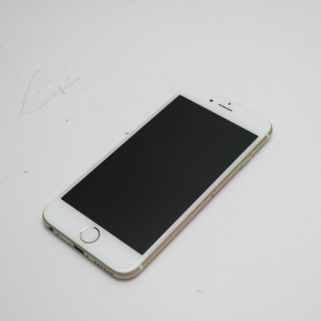 iPhone(アイフォーン)のau iPhone6 64GB ゴールド 白ロム M555 スマホ/家電/カメラのスマートフォン/携帯電話(スマートフォン本体)の商品写真
