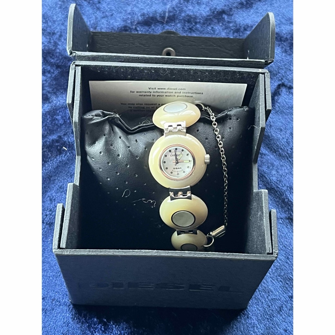 DIESEL(ディーゼル)のDIESELディーゼルDZ5064レディスブレスウオッチ レディースのファッション小物(腕時計)の商品写真