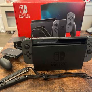 ニンテンドースイッチ(Nintendo Switch)の任天堂　Switch(携帯用ゲーム機本体)