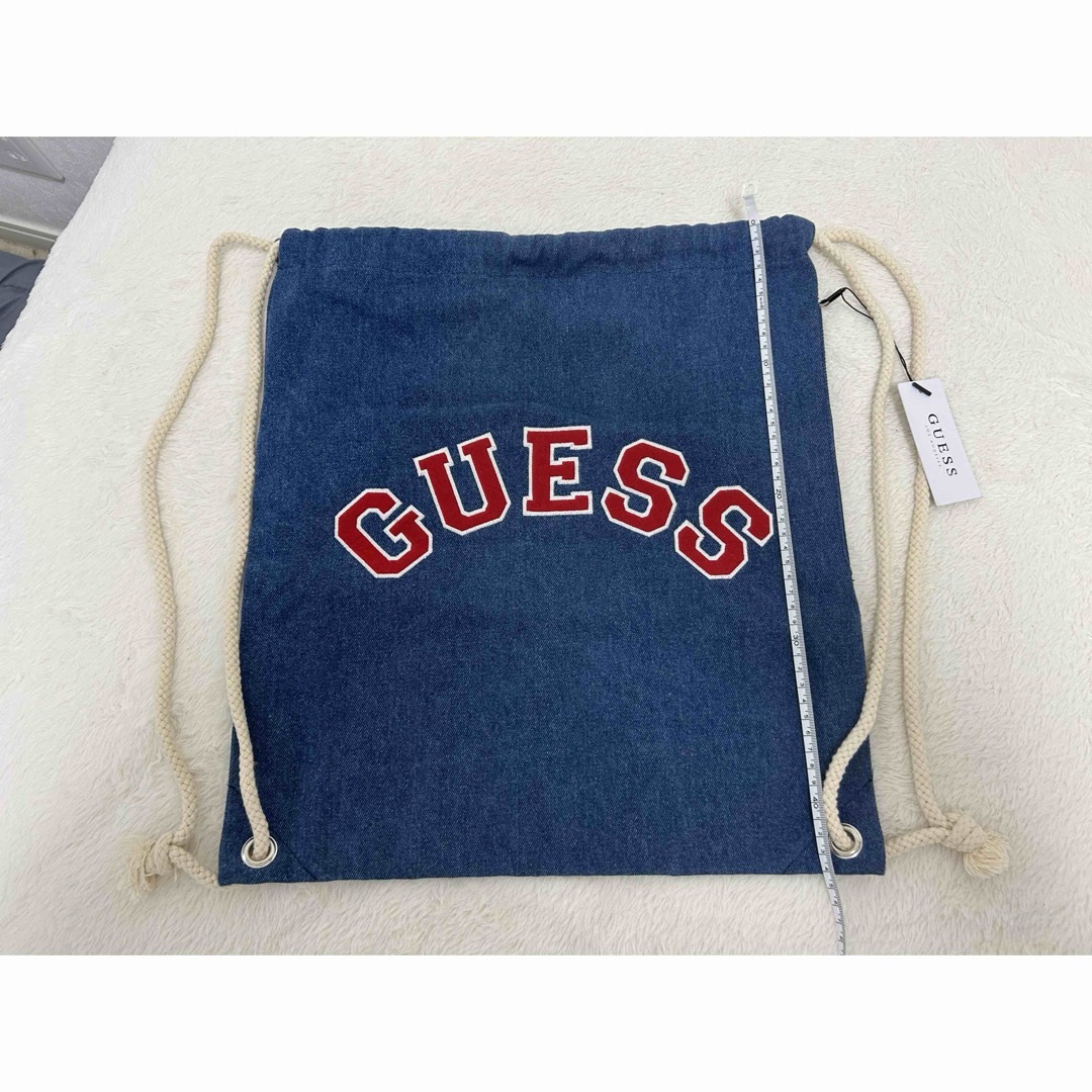 GUESS(ゲス)の新品未使用　GUESSデニムリュック レディースのバッグ(リュック/バックパック)の商品写真