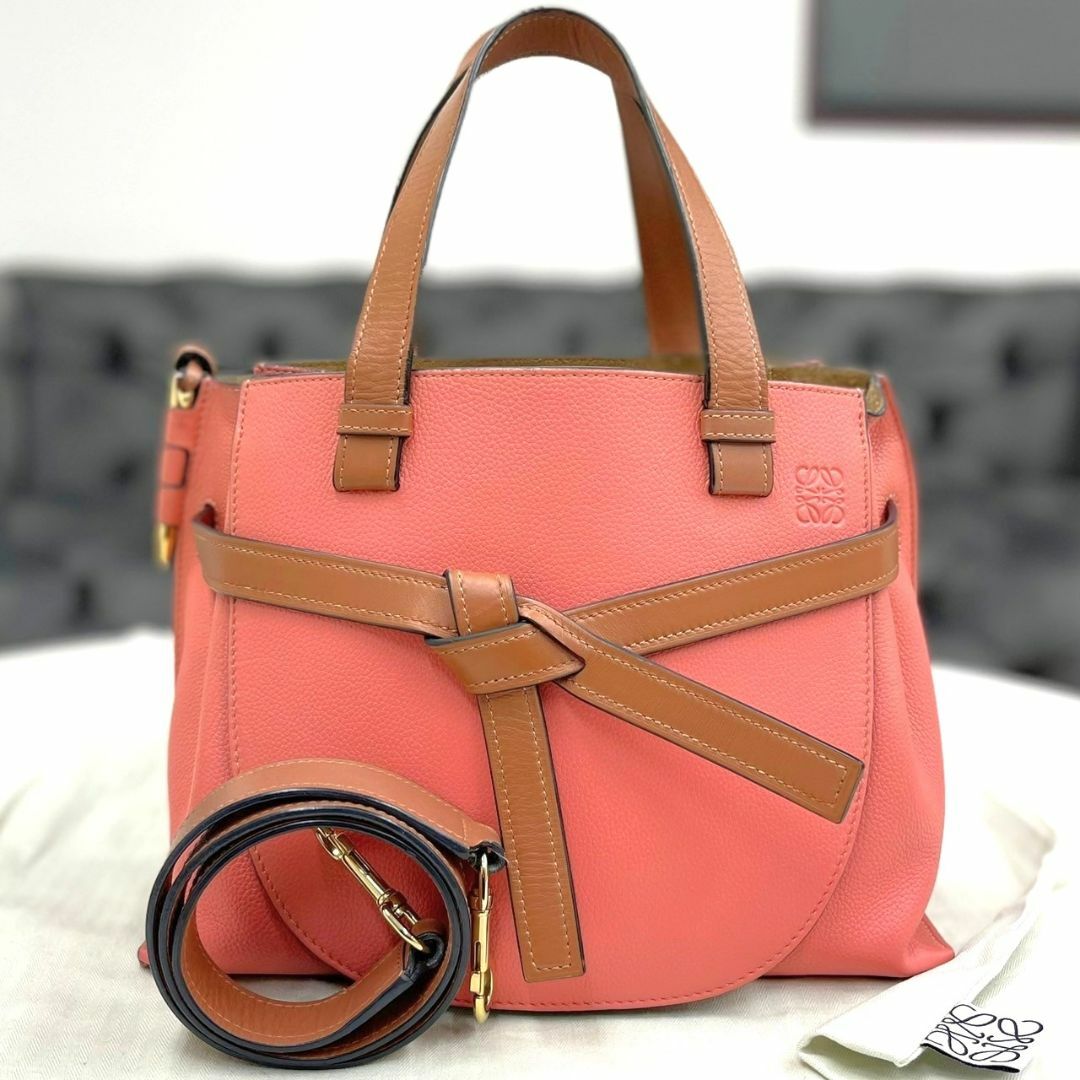 LOEWE - ロエベ ゲート トップハンドル スモール サーモンピンク LOEWE - ロエベ ゲート トップハンドル スモール サーモンピンク