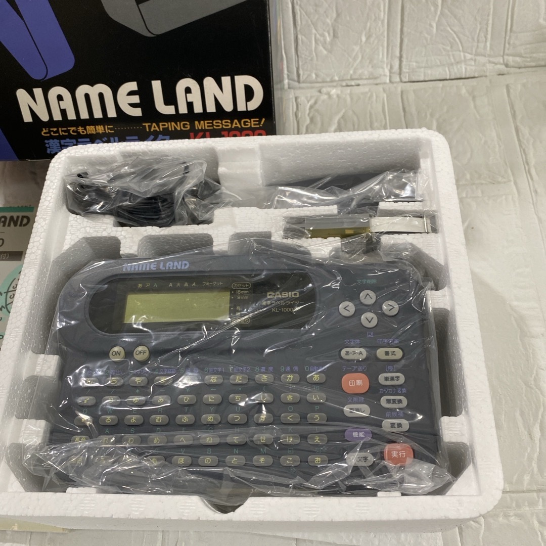 新品未使用 CASIO NAME LAND 漢字ラベルライター KL-1000 スマホ/家電/カメラの生活家電(その他)の商品写真