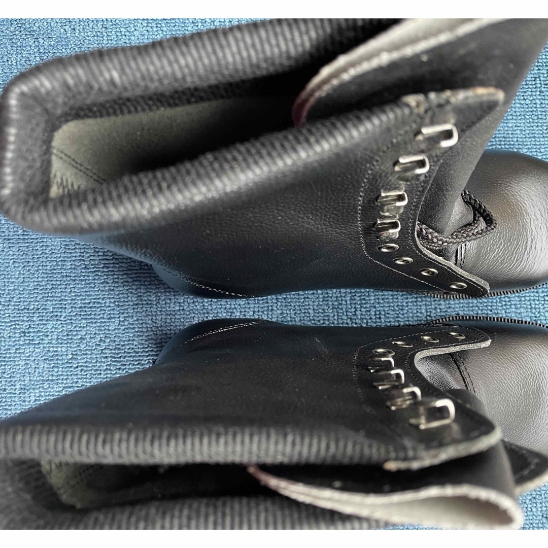 ミドリ安全(ミドリアンゼン)のミドリ安全革靴　25.5cm メンズの靴/シューズ(その他)の商品写真