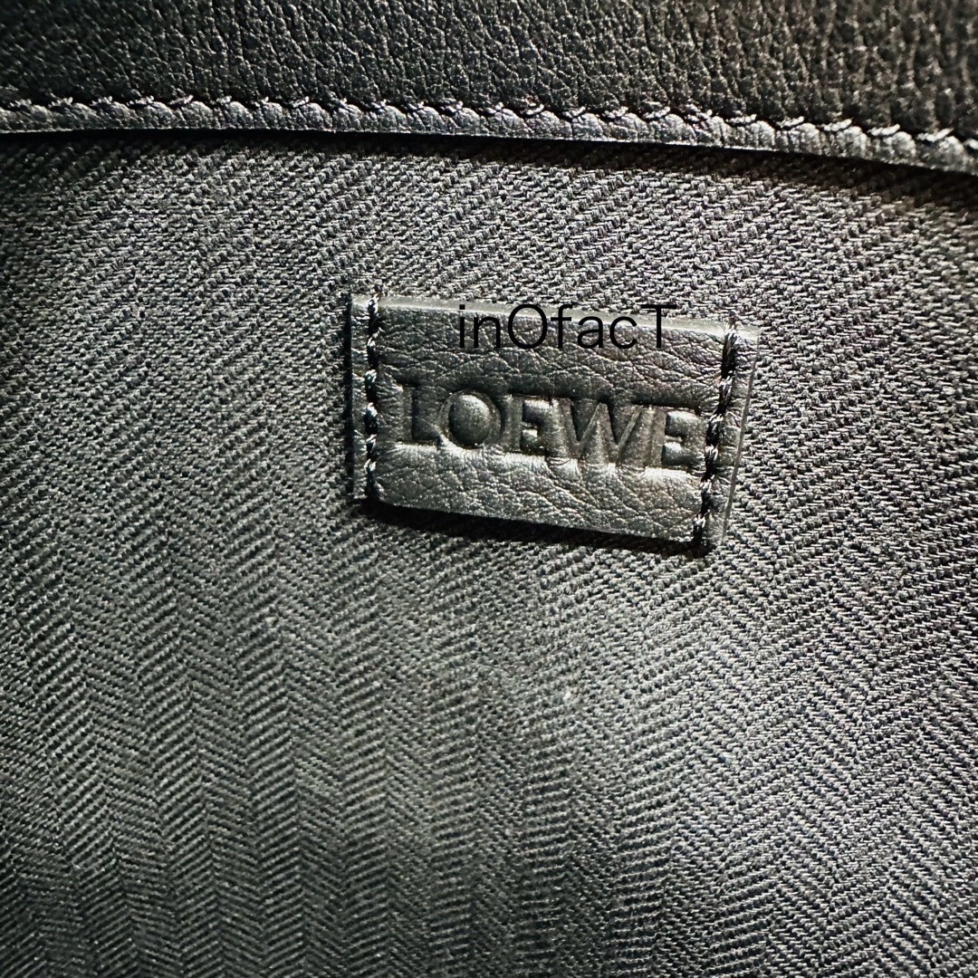 LOEWE - ブラック 中古正規品 LOEWE ロエベ バックル LOEWE - ブラック 中古正規品 LOEWE ロエベ バックル
