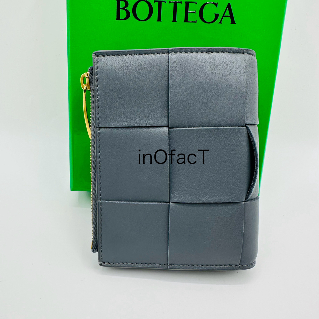 Bottega Veneta(ボッテガヴェネタ)の新品正規品 BOTTEGA VENETA 二つ折り ファスナーウォレット レディースのファッション小物(財布)の商品写真