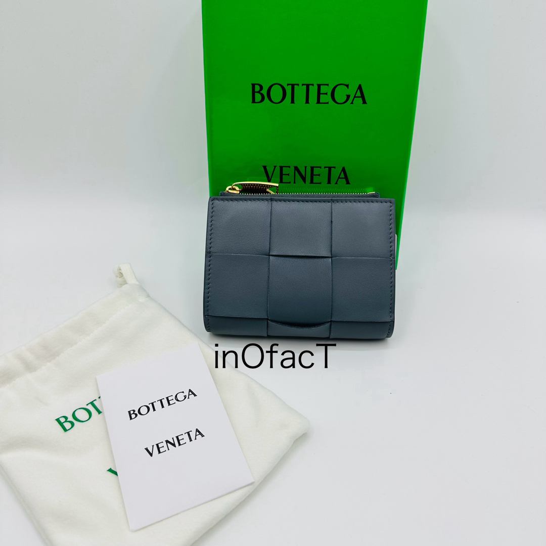 Bottega Veneta(ボッテガヴェネタ)の新品正規品 BOTTEGA VENETA 二つ折り ファスナーウォレット レディースのファッション小物(財布)の商品写真